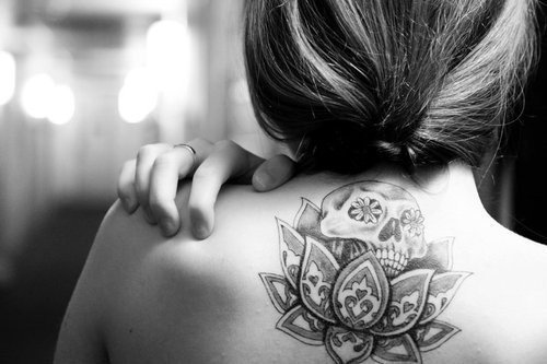 Girl Upperback Flower Black And White Tattoo